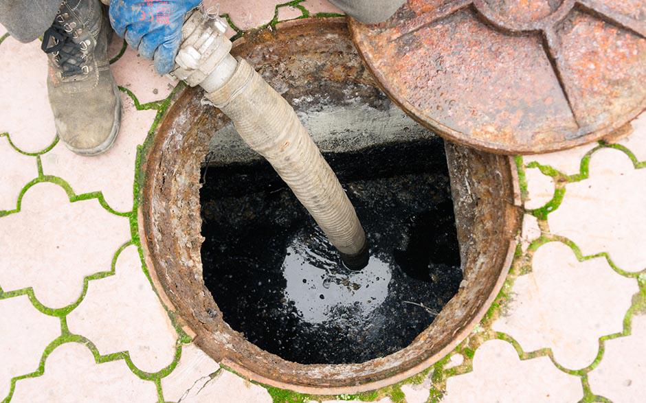 déboucher canalisation soude Compiègne